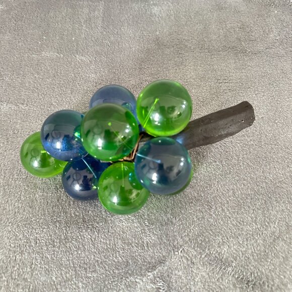 Vintage‎ Lucite Glass Grape Cluster Green Blue MCM Decor 9" Petrified Wood Stem - Picture 6 of 13